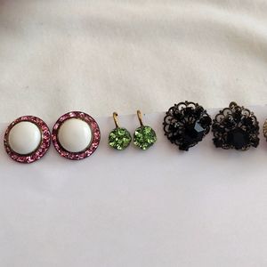 4 Pair Of Vintage Screw On Earrings 1 Czechoslovakia Faux Mabe Pearl